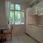 Pikk 24 - Kesklinn - Center Apartman Parnu