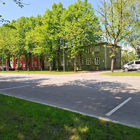 Pikk 24 - Center * Pärnu